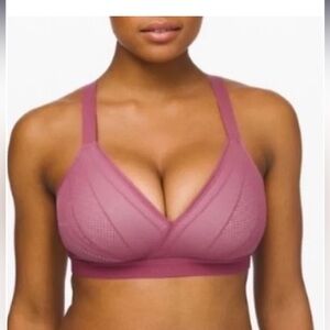 Lululemon Awake to Lace Bra 36DD Dusty Pink